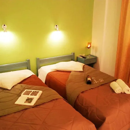 Gasthuis Agas Karterados (Santorini)