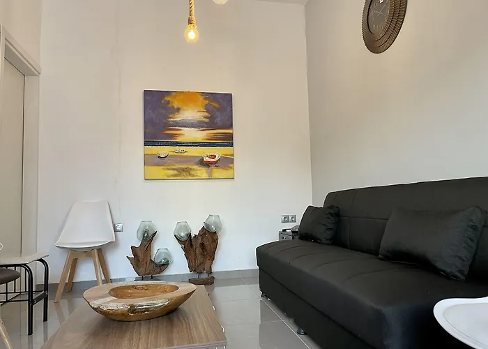 Pensionat Agas Karterados (Santorini)