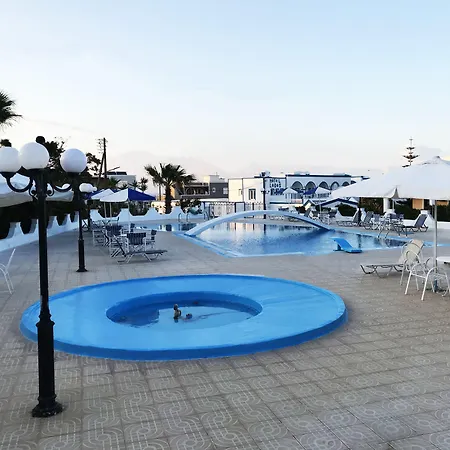 Agas 3* Karterados (Santorini)