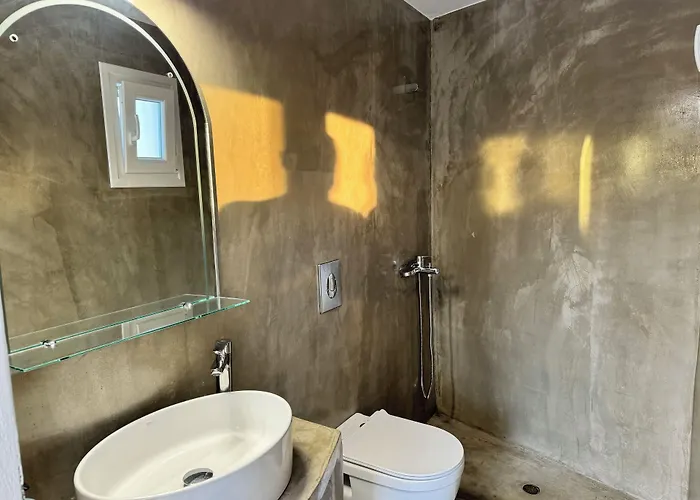 Agas Karterados (Santorini)