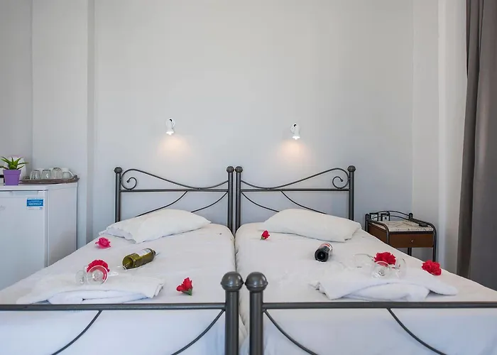 Agas 3* Karterados (Santorini)